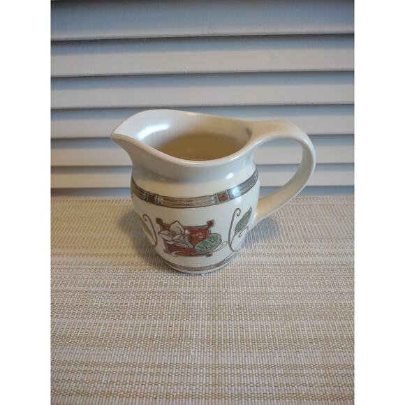 Pfaltzgraff USA MISSION FLOWER Stoneware Creamer Milk Pitcher 4.25" tall - Picture 3 of 6